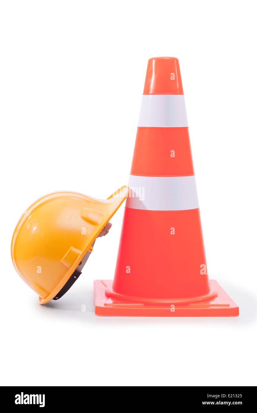 Casque de construction et de trafic cône. Banque D'Images