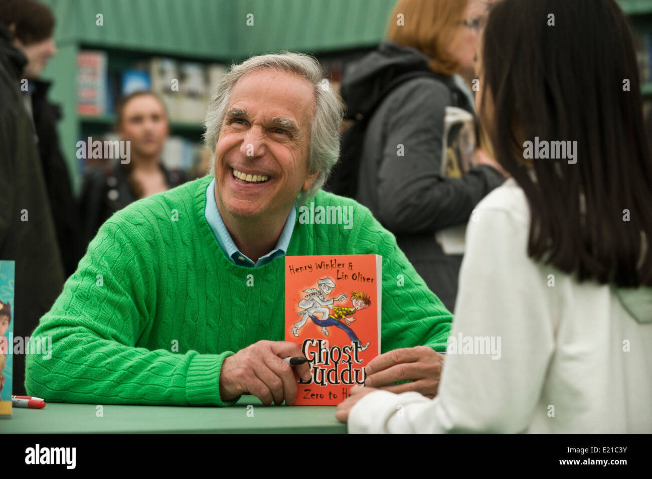 Henry Winkler alias Le Fonz livre signant au Hay Festival 2014 ©Jeff Morgan Banque D'Images