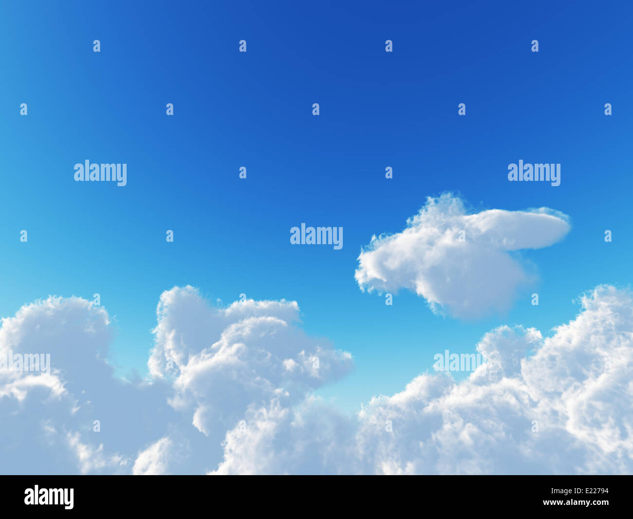 Les cumulus planeur sur le ciel bleu Banque D'Images