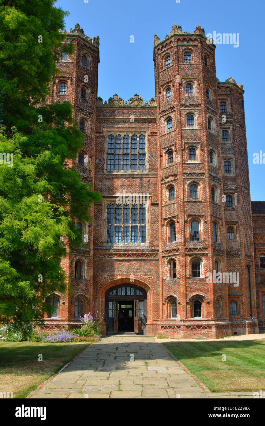Tudor tower Banque de photographies et d’images à haute résolution - Alamy