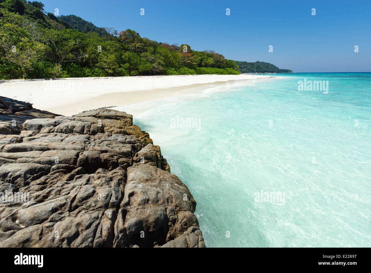 Plage tropicale vide de Koh Tachai, Thaïlande Banque D'Images