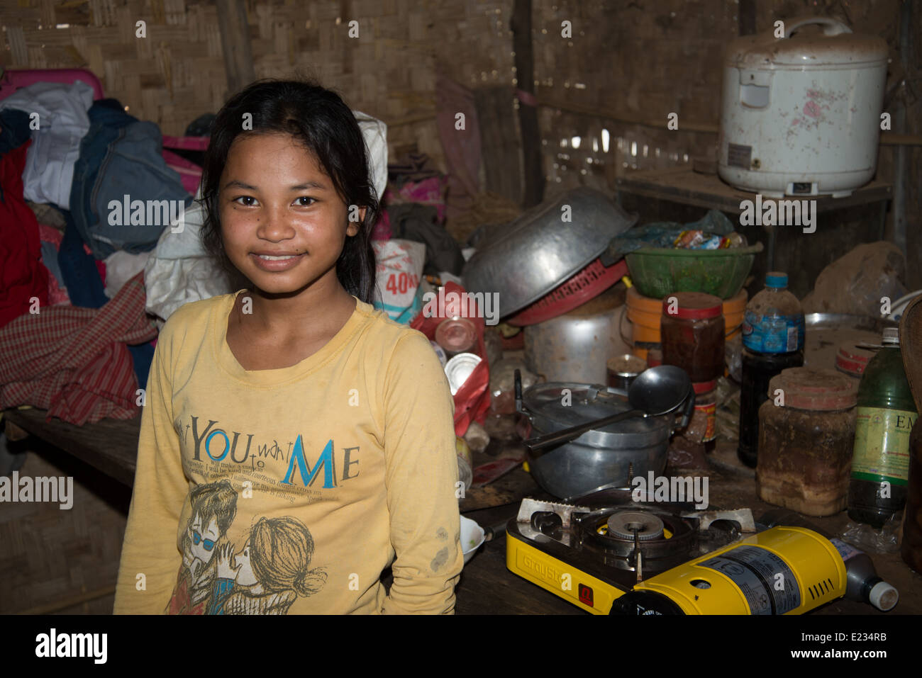 Bateau, ceux, Cambodge, ,bateaux, rivière, maison, sur, le, l'eau, le Cambodge, flottante, village, Phnom Penh,, Banque D'Images