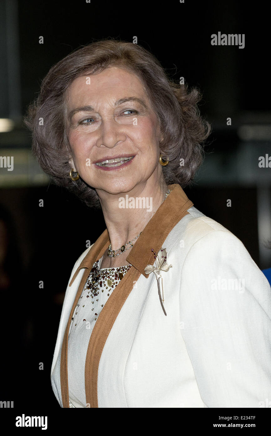 13 juin 2014 - Madrid, Espagne - La Reine Sofia d'Espagne offre des bourses pour étudier à l'étranger, dans son dernier acte officiel en tant que reine d'Espagne le 13 juin 2014 à Madrid, Espagne. (Photo par Oscar Gonzalez/NurPhoto) (Crédit Image : © Oscar Gonzalez/NurPhoto/ZUMAPRESS.com) Banque D'Images