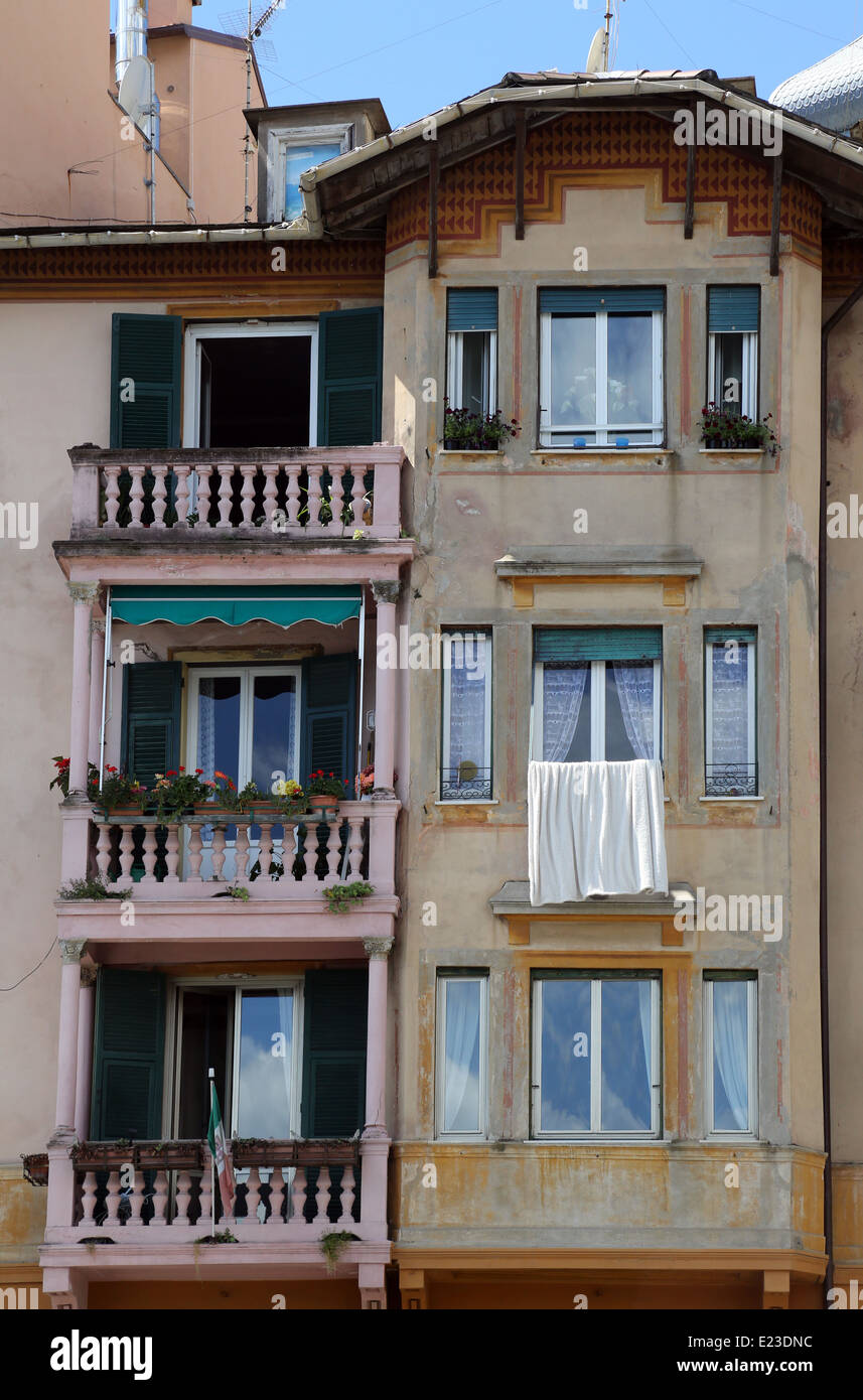 Richement colorés, les bâtiments peints à Santa Margherita Ligure, Italie Banque D'Images