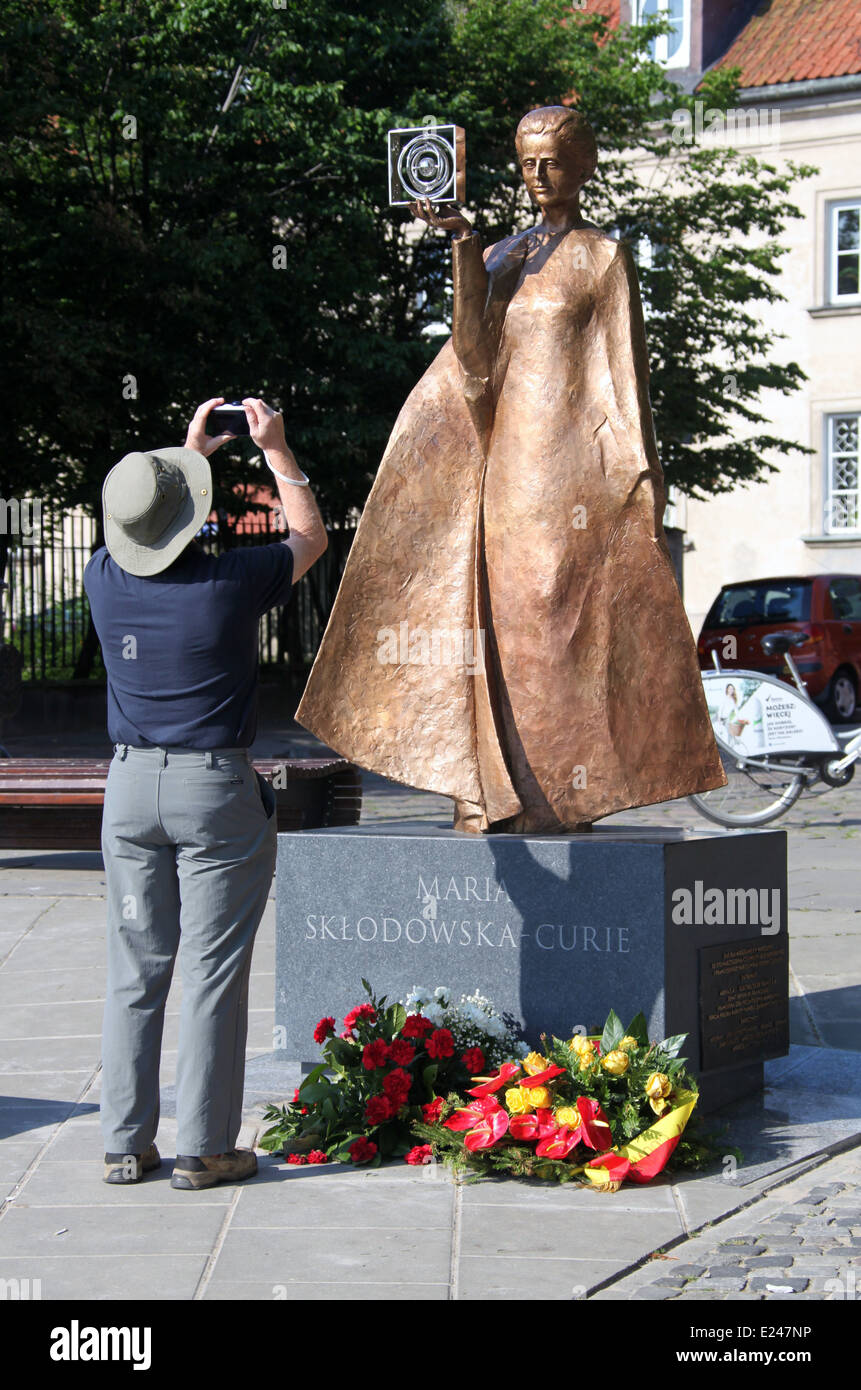 Statue de Maria Sklodowska Curie à Varsovie Banque D'Images
