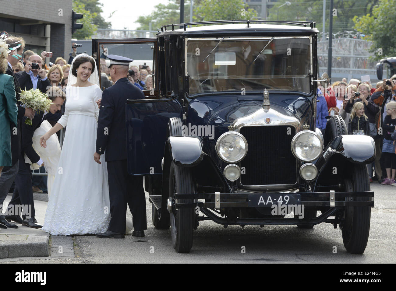 Viktoria Cservenyak à son propre mariage avec le Prince Jaime de Bourbon de Parme où : Apeldoorn, Pays-Bas Quand : 05 Oct 2013 Cr Banque D'Images