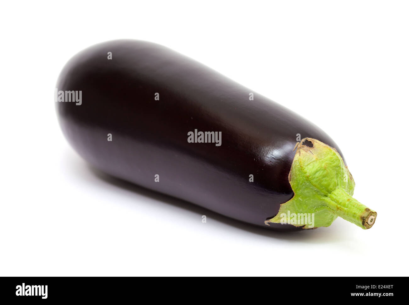 L'aubergine isolated on white Banque D'Images