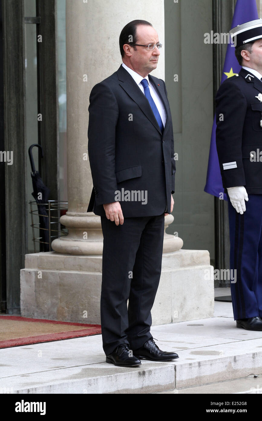 Le Président français François Hollande reçoit le président d'Israël Shimon Peres de l'Élysée Palace. Avec : François Hollande, où : Paris, France Quand : 08 Mars 2013 Banque D'Images