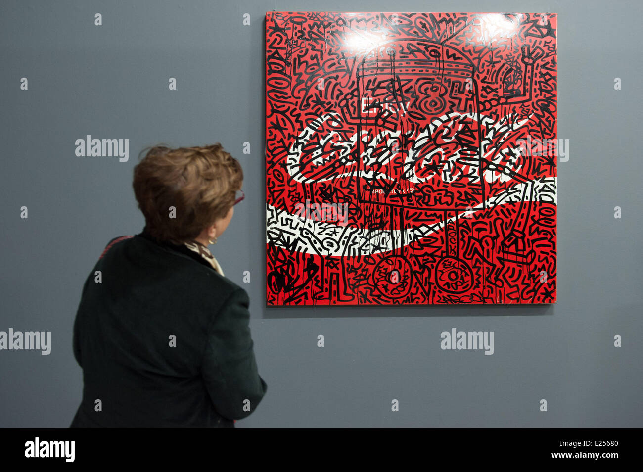 Le Keith Haring vernissage de l'exposition rétrospective "La ligne politique" (La ligne politique) au Musee d'Art Moderne (MAM) avec : Keith Haring oeuvre Où : Paris, France Date : 18 Avr 2013 Banque D'Images