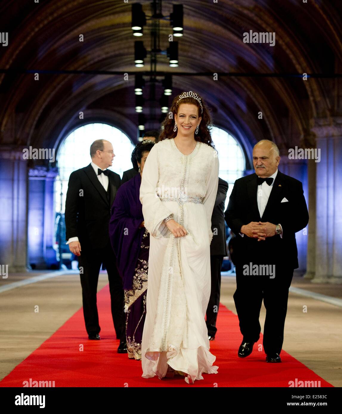 La Reine Beatrix des Pays-Bas organise un dîner de gala en avant de son abdication comprend : la Princesse Lalla Salma Où : Amsterdam, Pays-Bas Quand : 29 Avr 2013 Banque D'Images