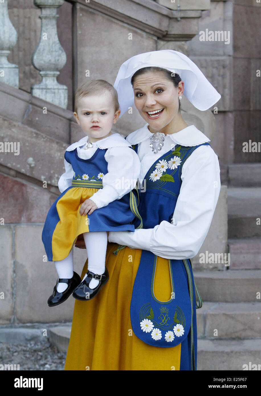 La famille royale Suédoise de célébrer la Journée nationale de la Suède au Palais Royal comprend : la princesse Victoria de Suède, la princesse Estelle de Suède où : Stockholm, Suède Quand : 06 Juin 2013 Banque D'Images