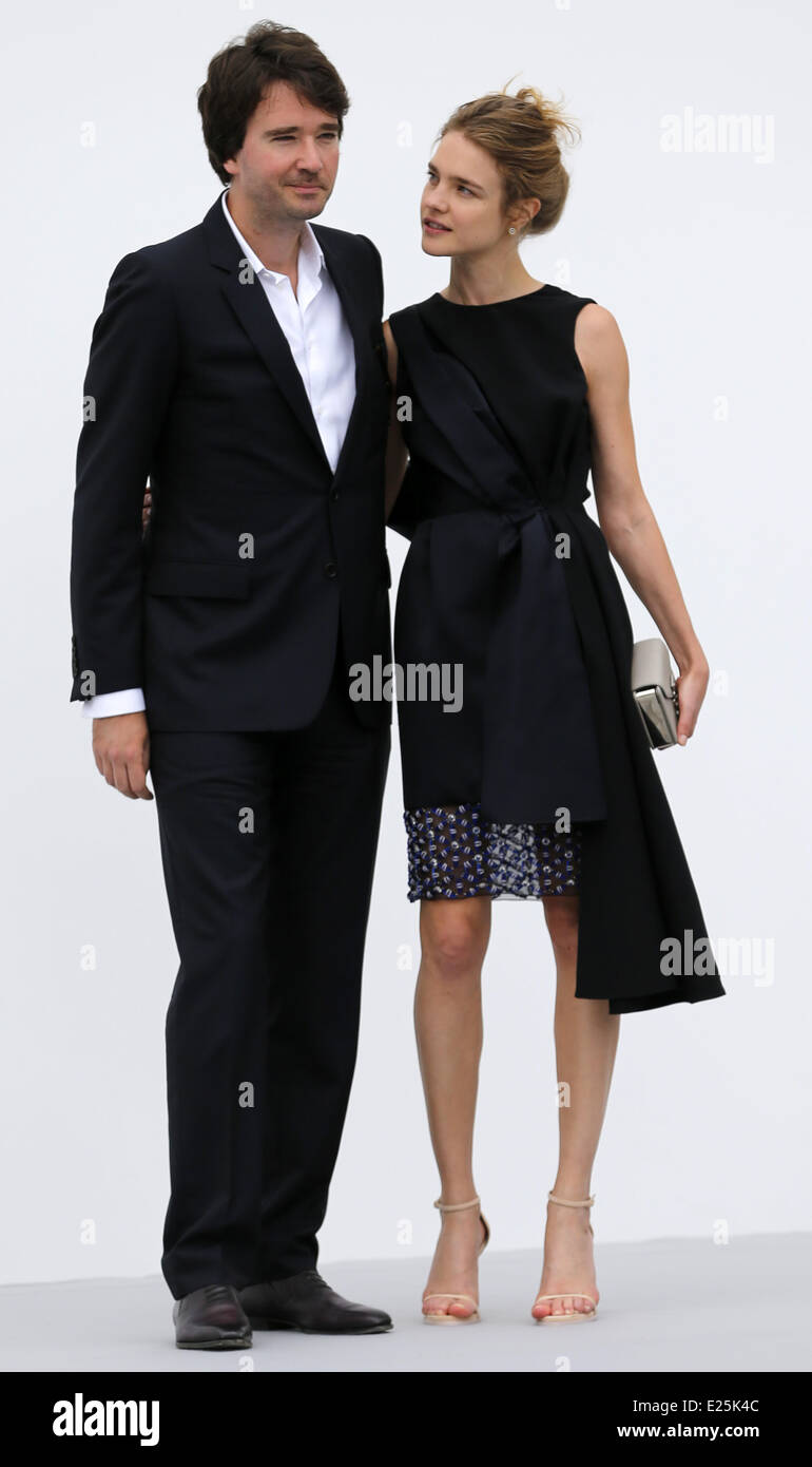 Men's Fashion Week de Paris Printemps /Été 2014 - Christian Dior - l'extérieur des arrivées En vedette : Natalia Vodianova,Antoine Arnault Où : Paris, France Date : 01 Juil 2013 Banque D'Images