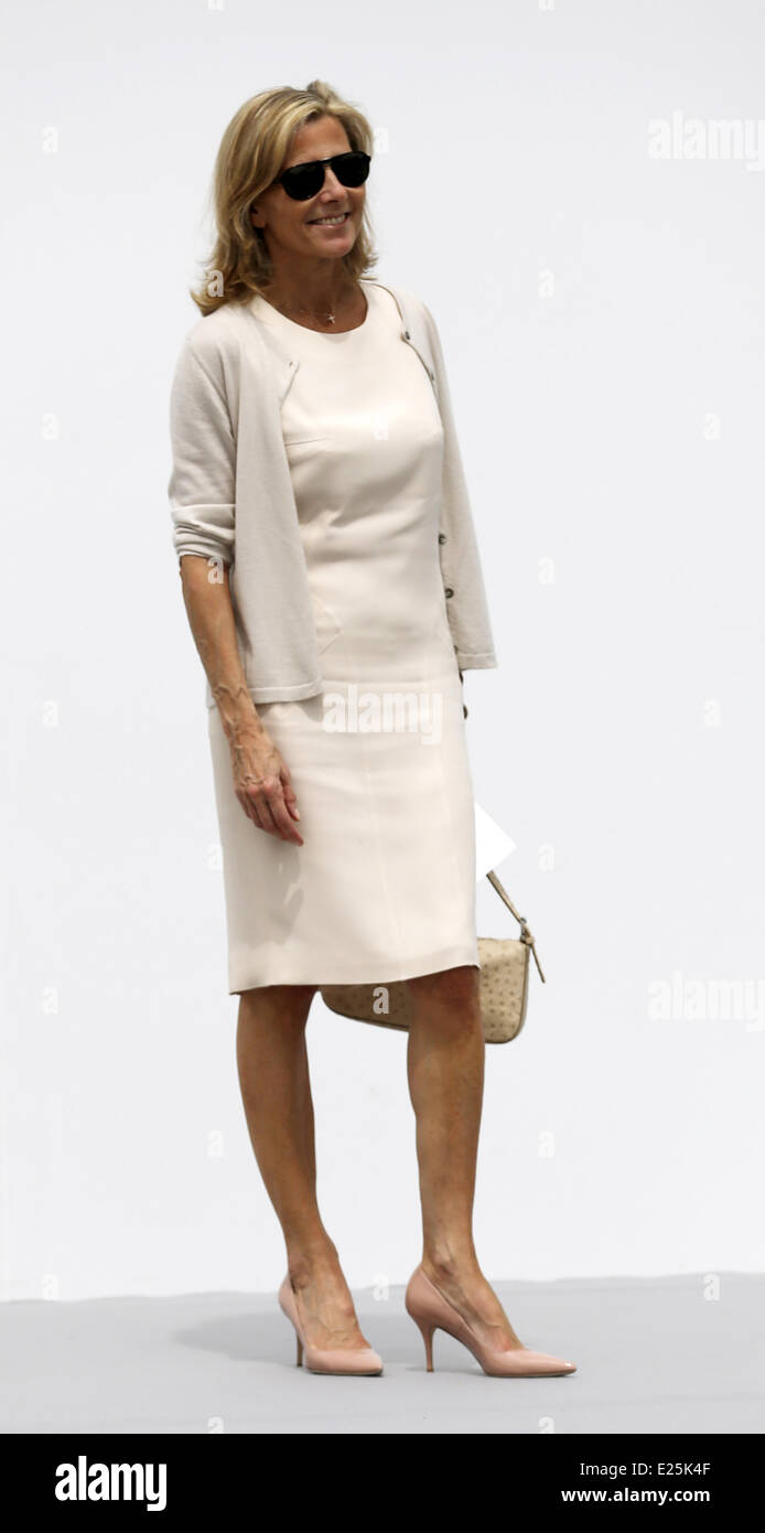 Men's Fashion Week de Paris Printemps /Été 2014 - Christian Dior - l'extérieur des arrivées avec : Claire Chazal Où : Paris, France Date : 01 Juil 2013 Banque D'Images