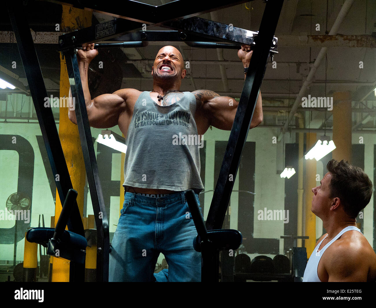 No Pain No Gain" film mettant en vedette : Mark Wahlberg, Dwayne Johnson Quand : 27 août 2013 Banque D'Images