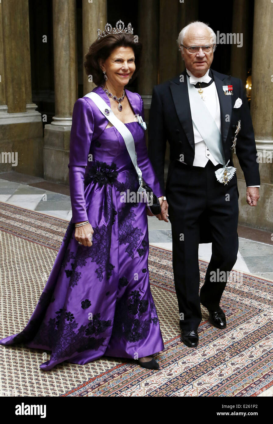Dîner officiel au Palais Royal de Stockholm comprend : le Roi Carl XVI Gustaf de Suède, la Reine Silvia de Suède où : Stockholm, Suède Quand : 03 déc 2013 Banque D'Images
