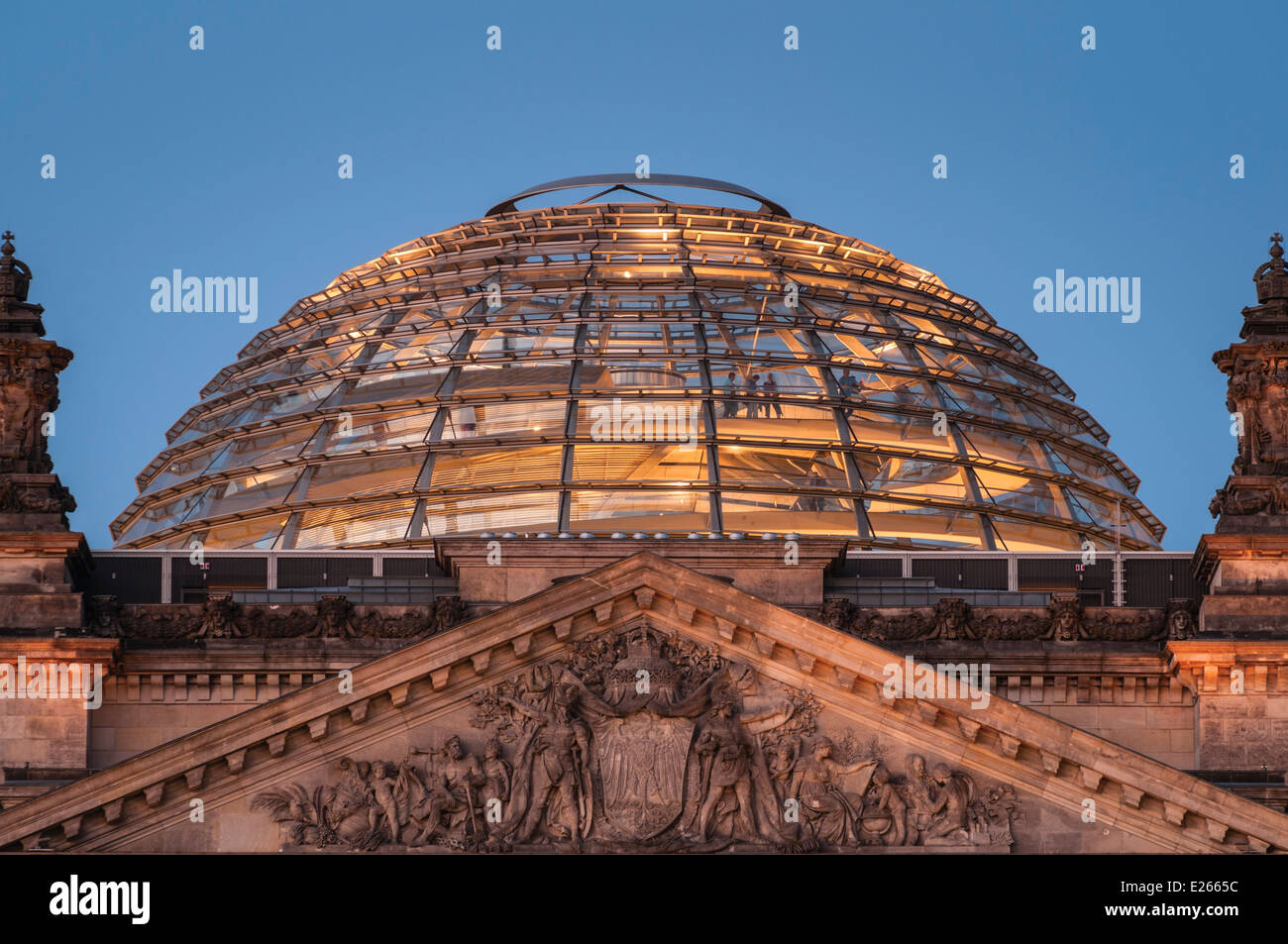 Bâtiment du Reichstag et dome Berlin Allemagne Banque D'Images