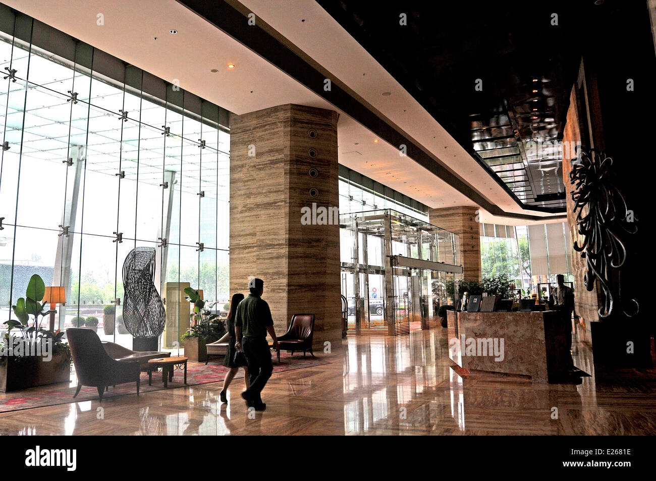 Hall de l'Hôtel Ritz Carlton Palace Hotel Pudong Shanghai Chine Banque D'Images