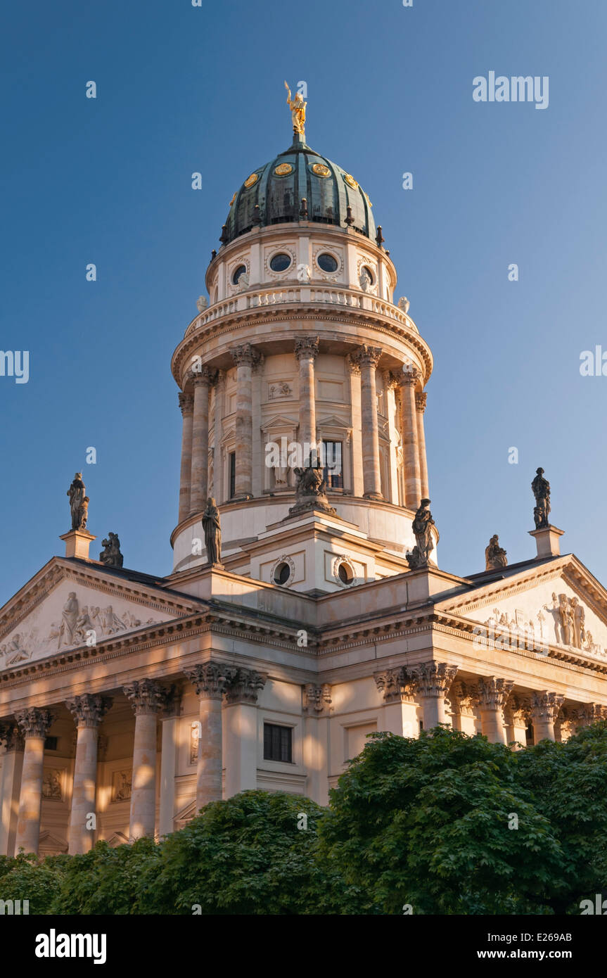 Cathédrale allemande Deutscher Dom aka Neue Kirche Nouvelle Église Gendarmenmarkt Berlin Allemagne Banque D'Images