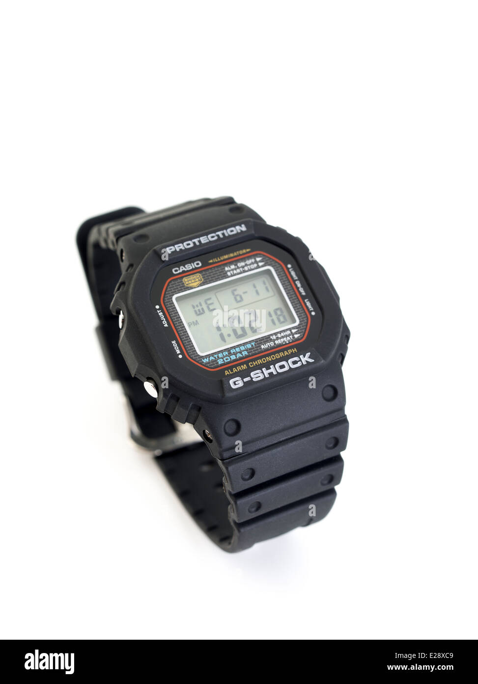 CASIO G-SHOCK DW-5000C digital watch publié la première fois en 1983 Banque D'Images