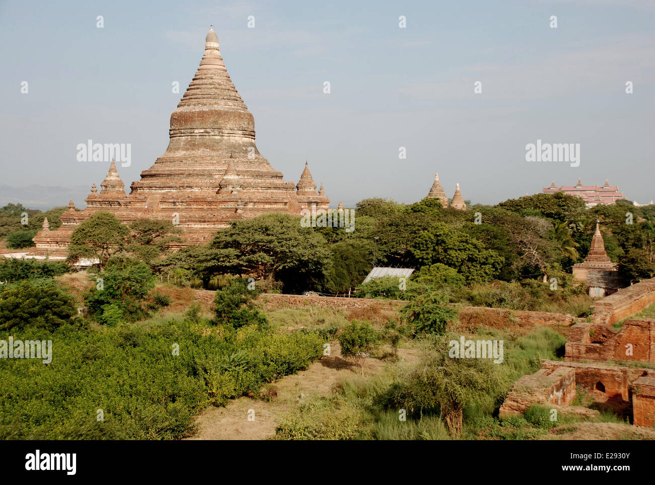 Vue de temple bouddhiste, temple Gubyaukgyi, Bagan, Mandalay, Myanmar, région Janvier Banque D'Images