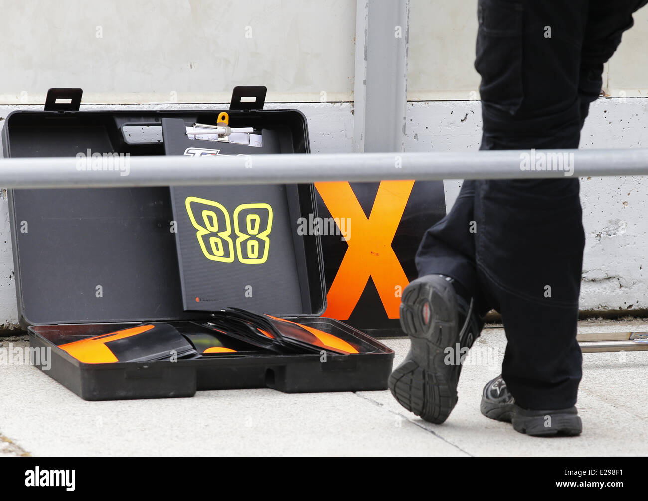 Barcelone, Espagne. 17 Juin, 2014. Barcelone Espagne Jun -17.tests tenue à Barcelona-Catalunya circuit, le 17 juin 2014 Photo : Joan Valls/Urbanandsport Nurphoto / © Joan Valls/NurPhoto ZUMAPRESS.com/Alamy/Live News Banque D'Images