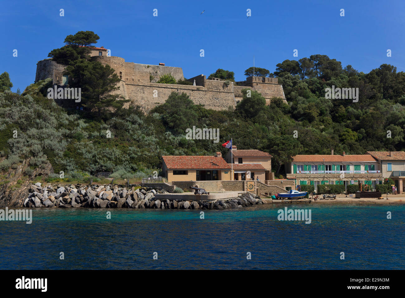 La France, Var, Iles de Hyères, Parc National de Port Cros, l'île de Port Cros, Baie de Port Cros, du Fort du Moulin Banque D'Images