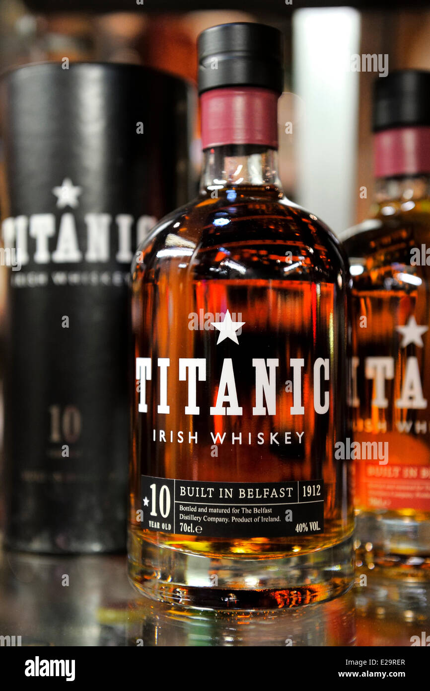 Royaume-uni, Irlande du Nord, Belfast, le Titanic Whiskey lancé en 2011 Banque D'Images