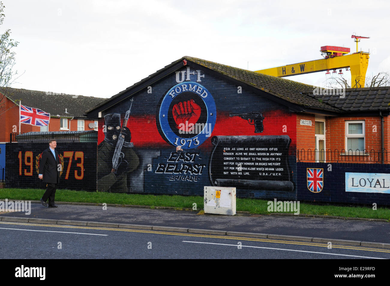 Royaume-uni, Irlande du Nord, Belfast, districts de loyalistes protestants Newtownards Road, peintures murales de politique Banque D'Images