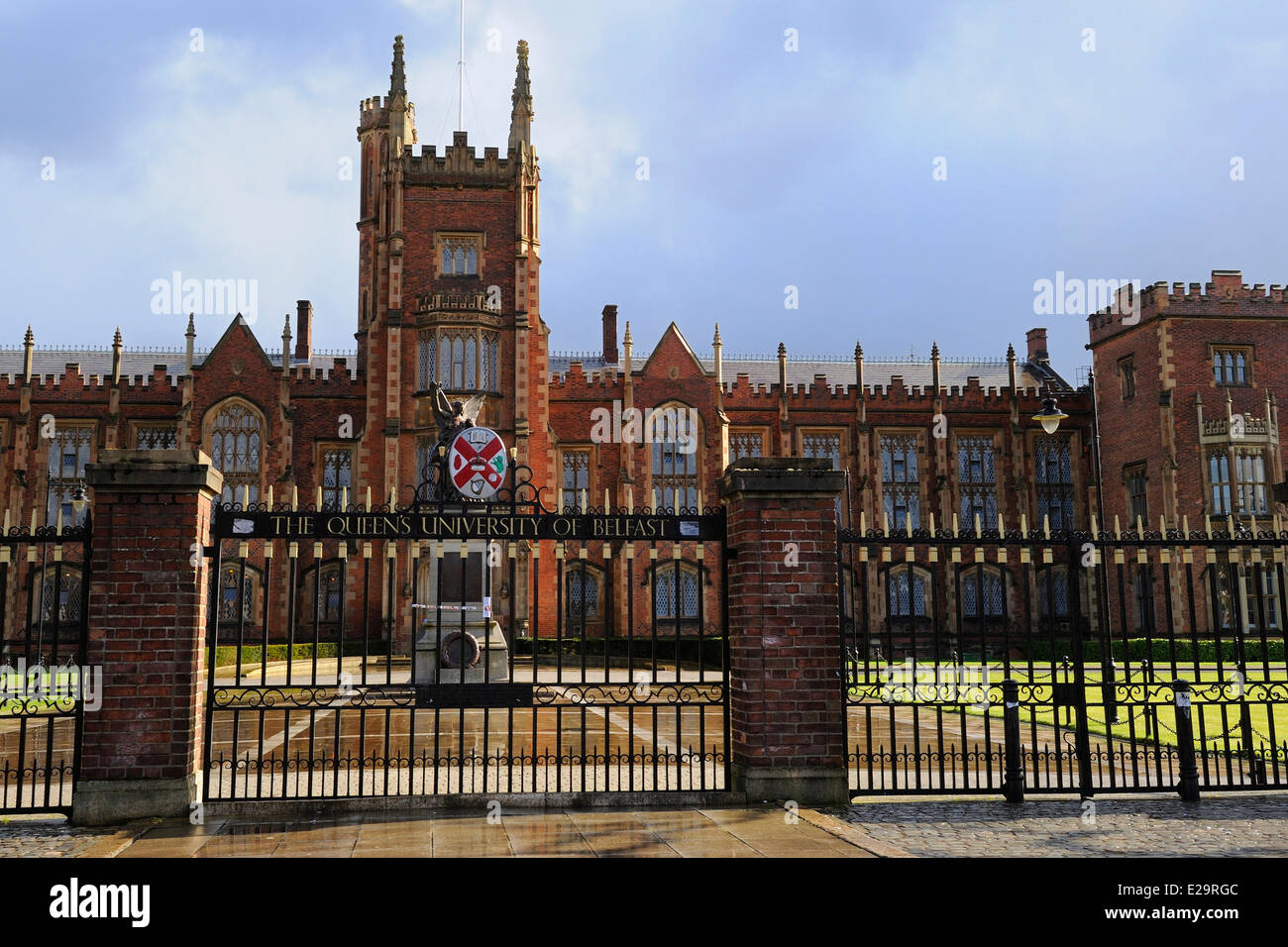 Royaume-uni, Irlande du Nord, Belfast, le bâtiment de l'Université Queen's, de l'architecture de style Tudor Banque D'Images