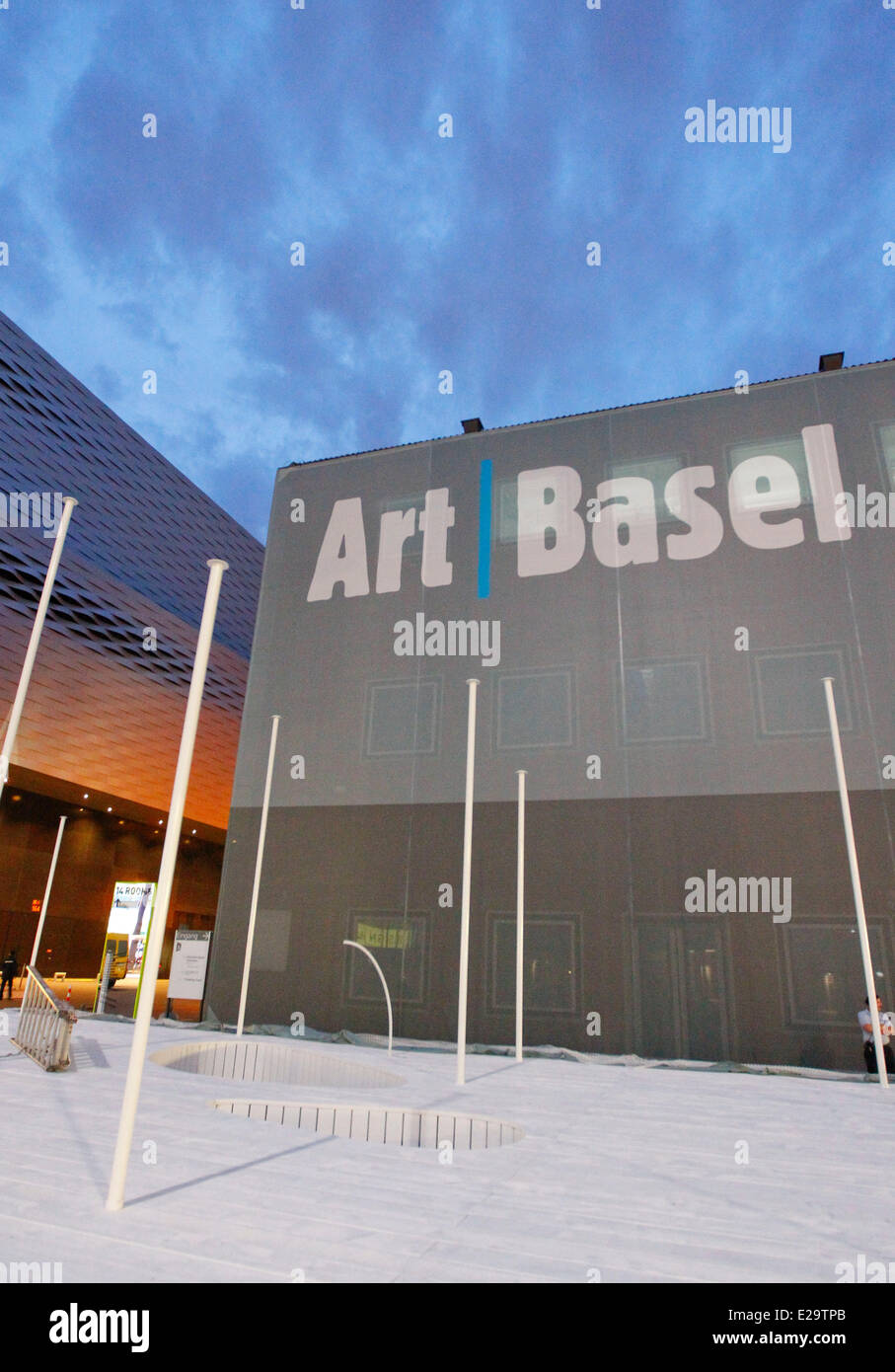 Bâle, Suisse - 16 juin 2014 : Art Basel 2014 Ouverture d'avant, la plus grande foire d'art au monde du 17 au 22 juin 2014 Banque D'Images