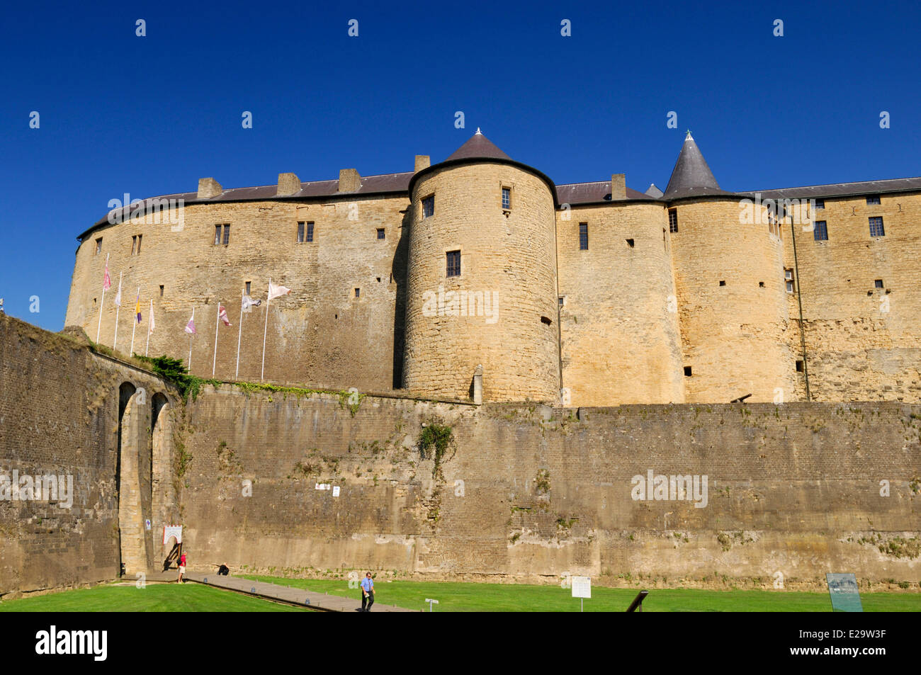 Chateau fort de sedan Banque de photographies et d’images à haute ...