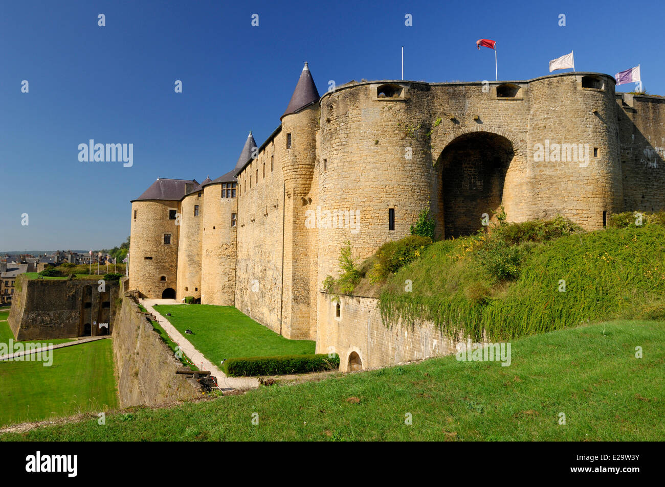 Chateau fort de sedan Banque de photographies et d’images à haute ...