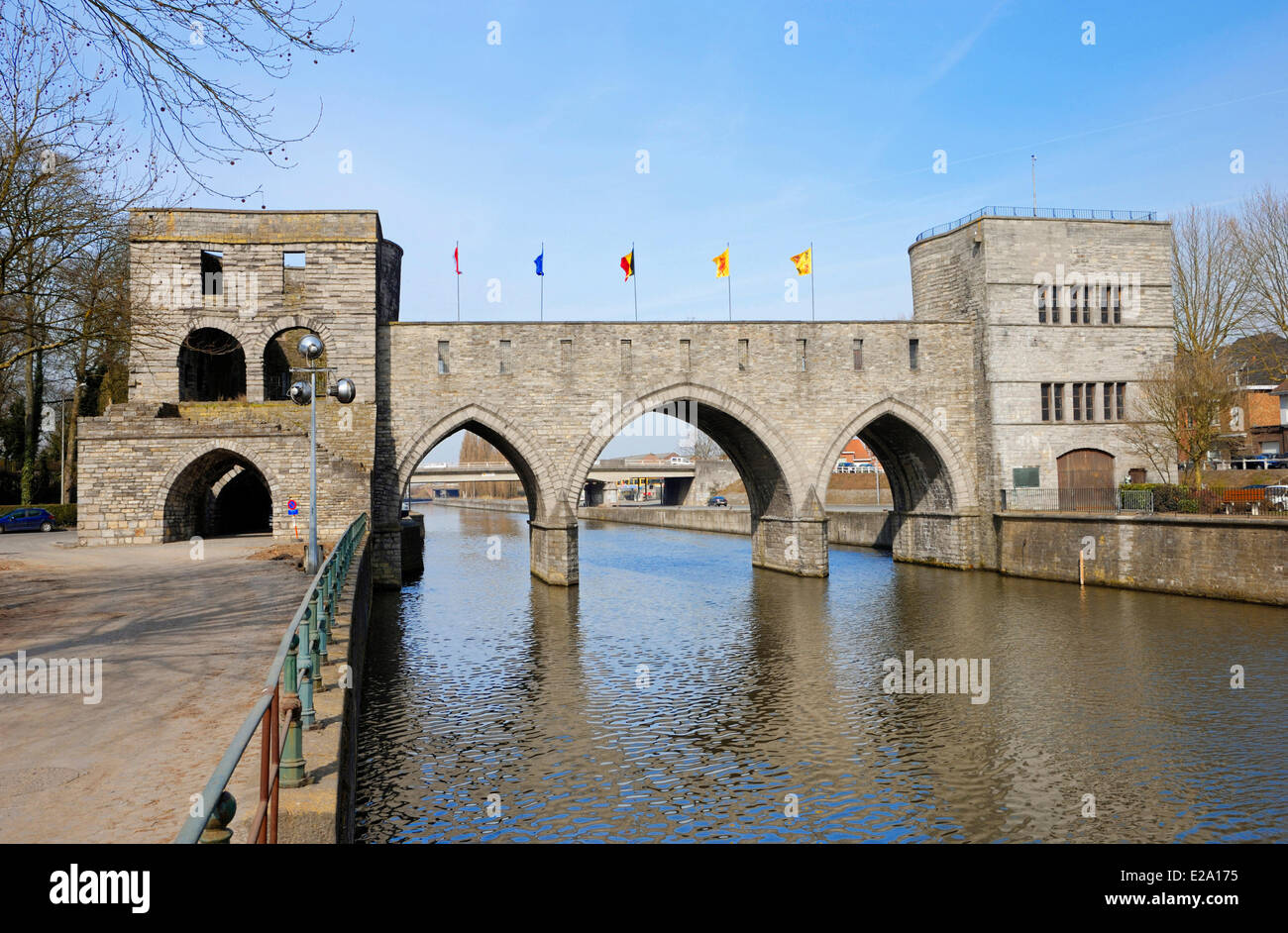 Belgique, Wallonie, Hainaut, Tournai, Grand Hornu, Pont des trous (trous) Pont pont médiéval construit en 1281 Banque D'Images
