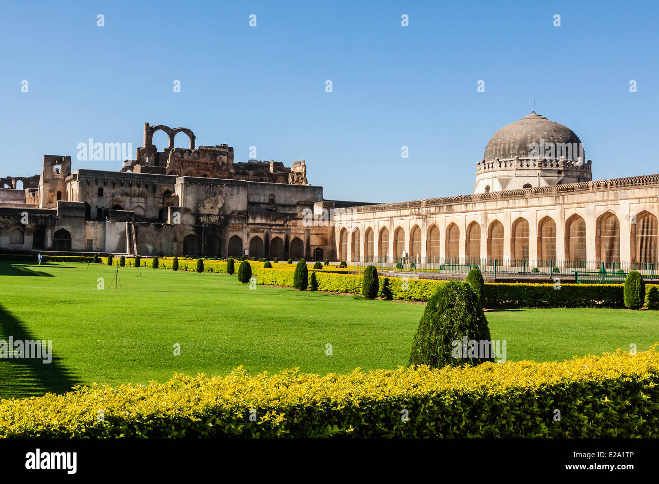 L'Inde, l'état du Karnataka, Bidar, la mosquée à l'intérieur du fort Banque D'Images