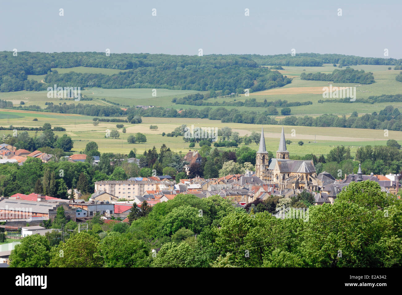 France ardennes mouzon abbey church Banque de photographies et d’images ...