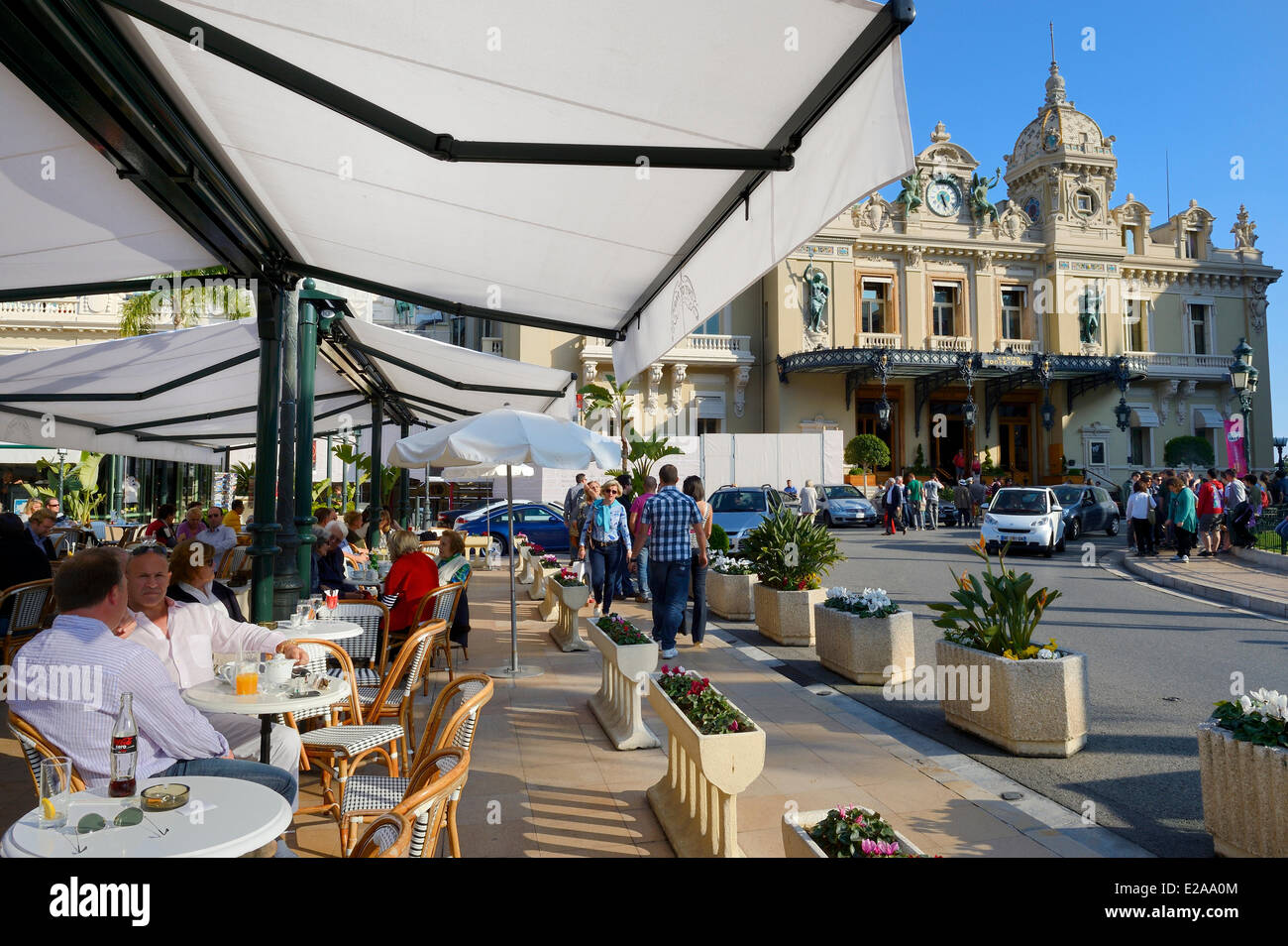 Principauté de Monaco, Monaco, Société des Bains de Mer de Monaco, Place du Casino (Casino square), Casino et le café de Banque D'Images
