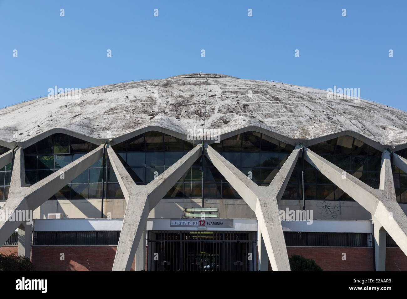 Le Palazzetto dello Sport indoor arena, Piazza Apollodoro, Rome, Italie Banque D'Images