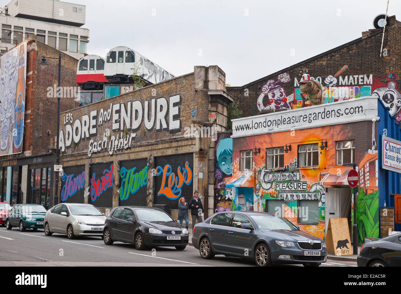 United Kingdown, Londres, East End, district de Bethnal Green Street, marché aux puces le dimanche Banque D'Images