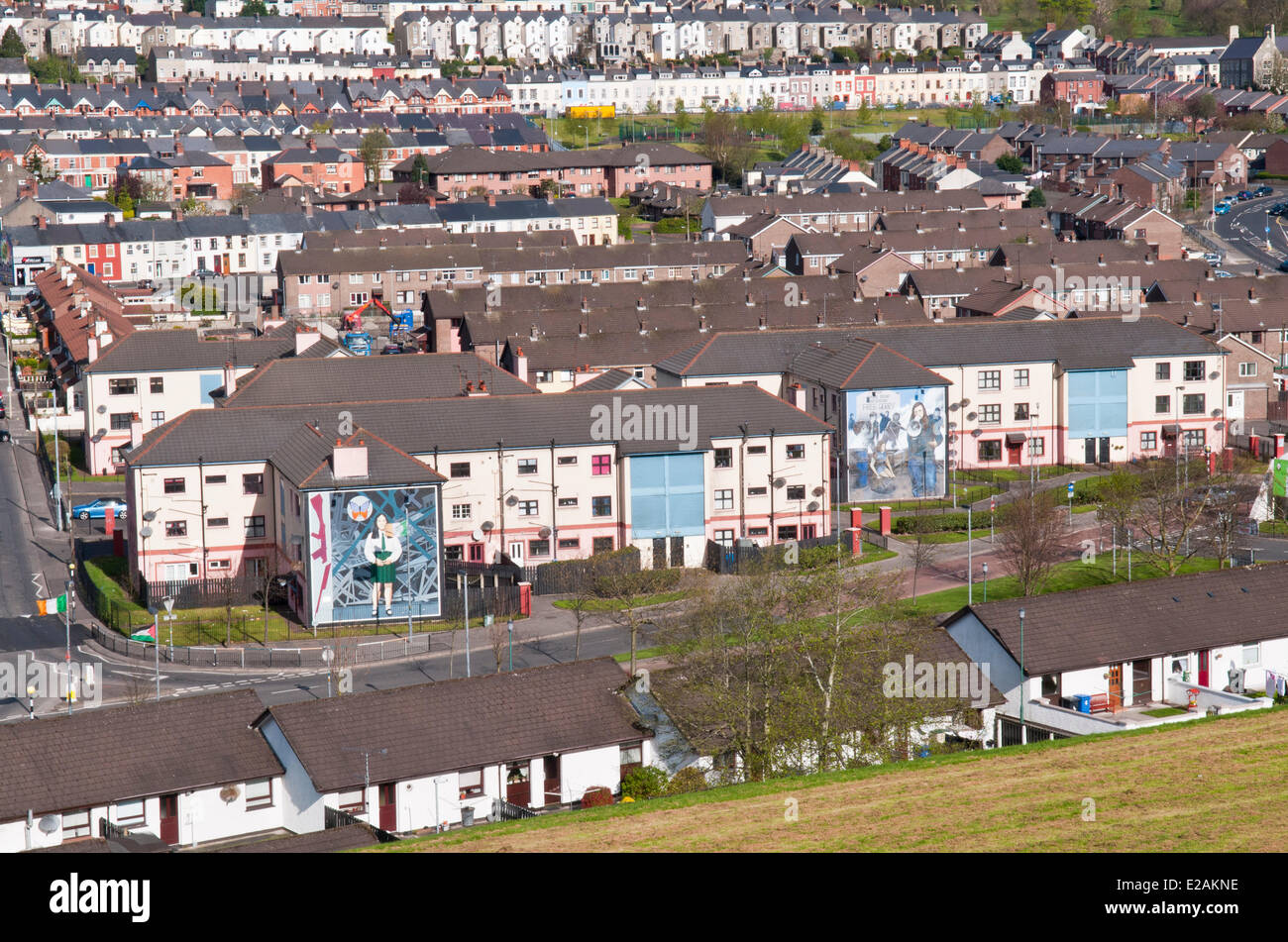 Royaume-uni, Irlande du Nord (Ulster), comté de Derry Derry, Londonderry, ou vue sur Bogside catholique républicain trimestre et Banque D'Images