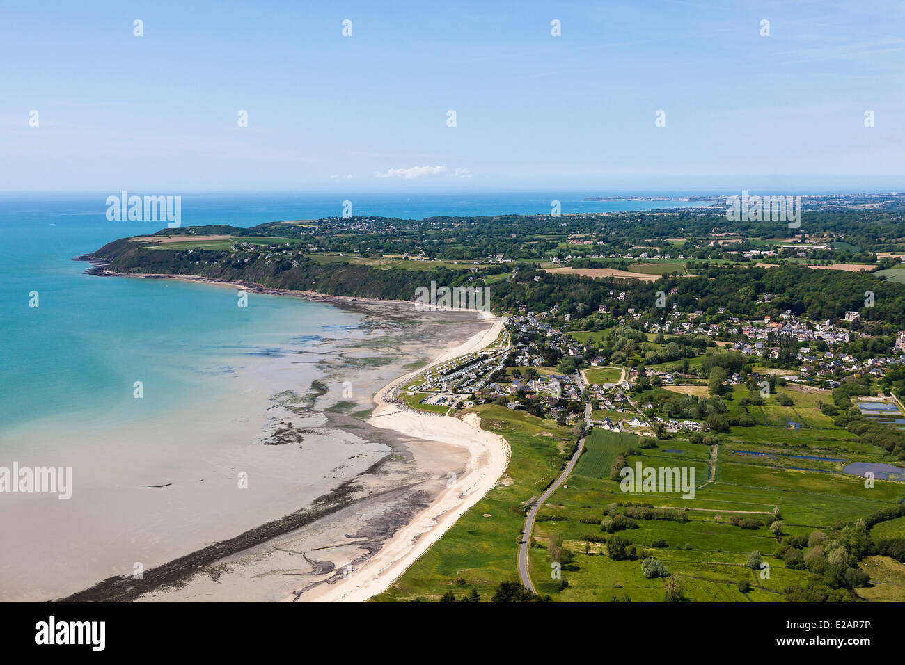 France, Manche, Saint Jean le Thomas (vue aérienne Photo Stock - Alamy
