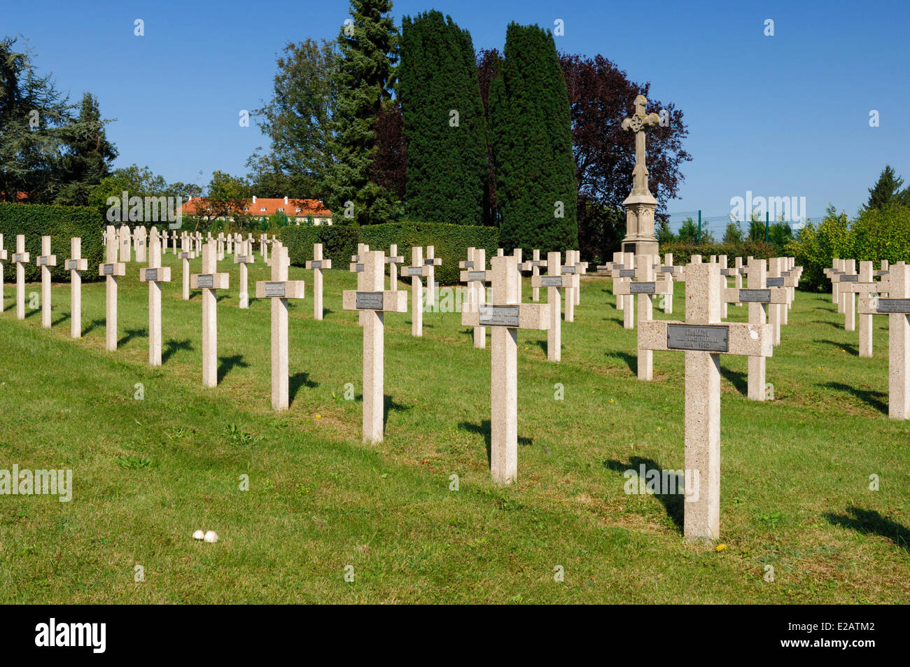 France, Moselle, Sarrebourg, cimetière militaire, tombes de soldats polonais sont morts en Lorraine pendant la seconde guerre mondiale Banque D'Images