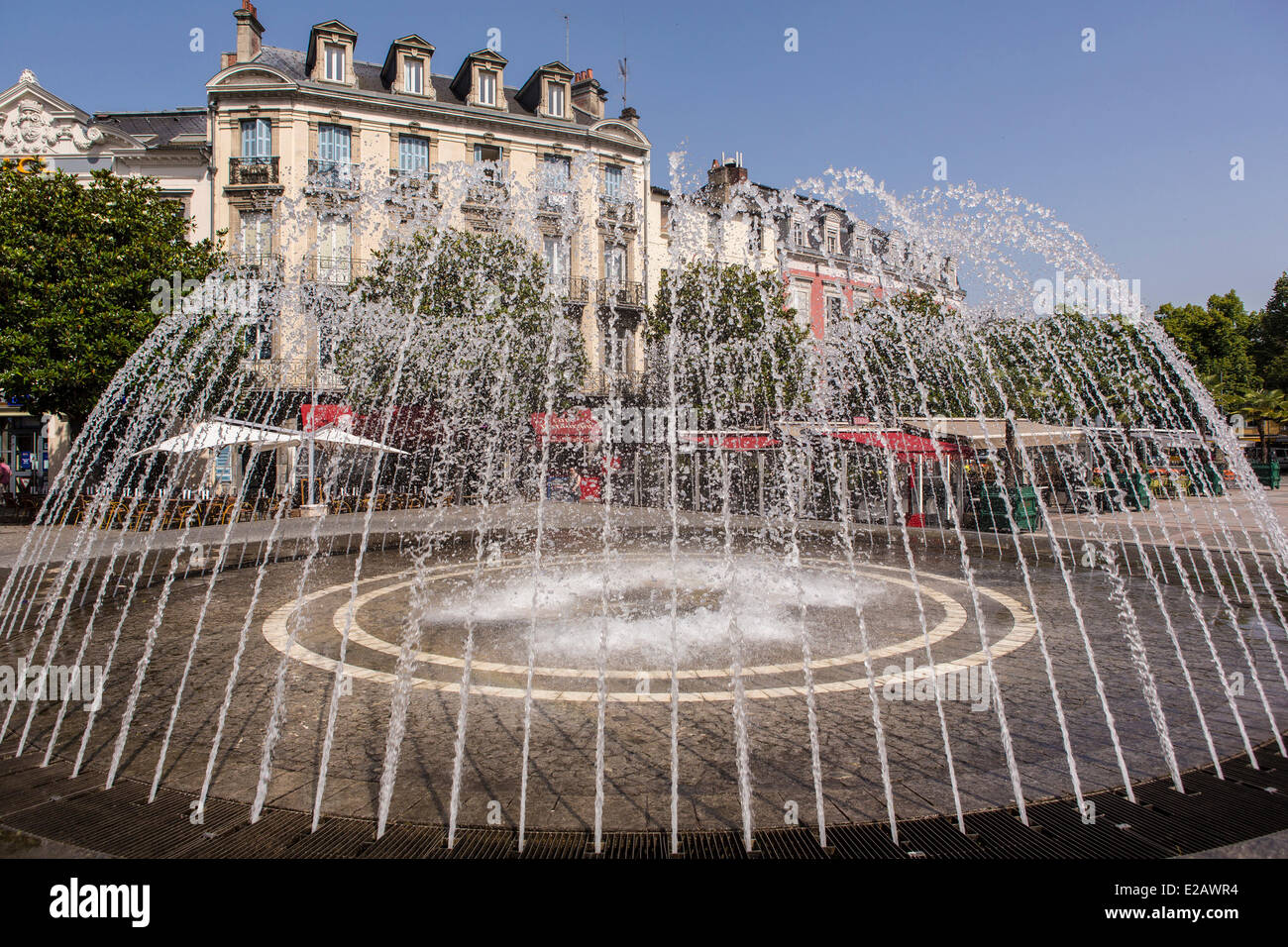 France, Hautes Pyrenees, Tarbes, fontaine du centre-ville Banque D'Images