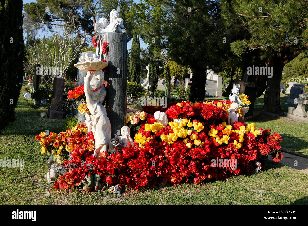 United States, California, Los Angeles, Hollywood Forever Cemetery, dos de Paramount Studios, où Johnny Ramone, ara enterré Banque D'Images