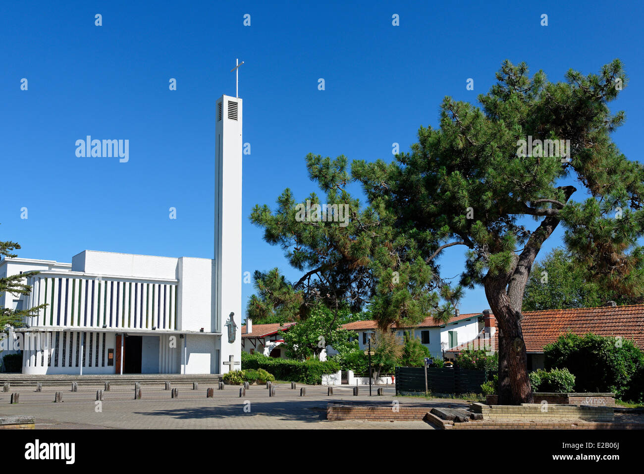 Notre Dame Des Flots Cap Ferret