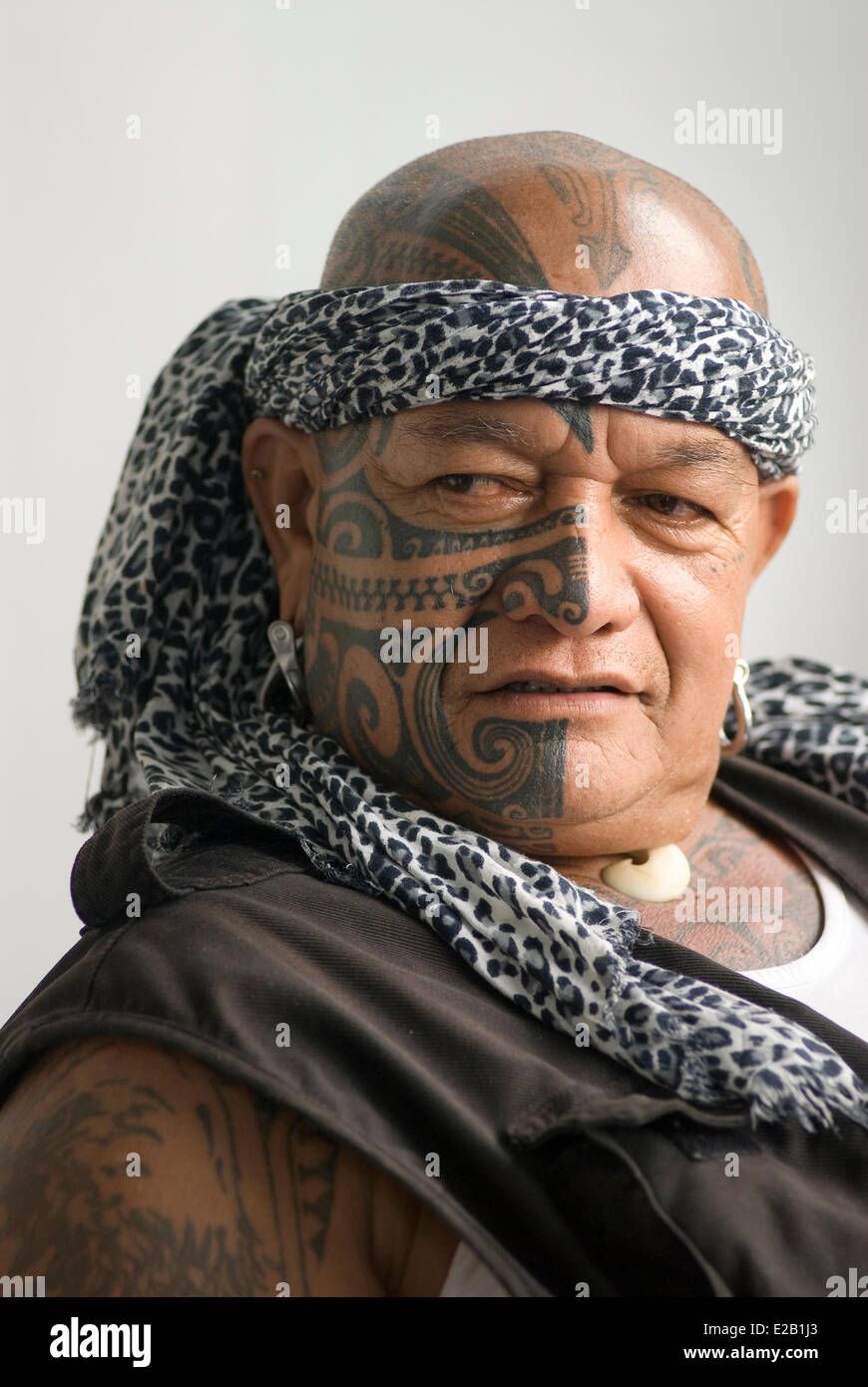 France, Polynésie Française, îles Marquises, croisière à bord du cargo  Aranui 3, un homme tatoué avec Visages, Jean Claude Photo Stock - Alamy