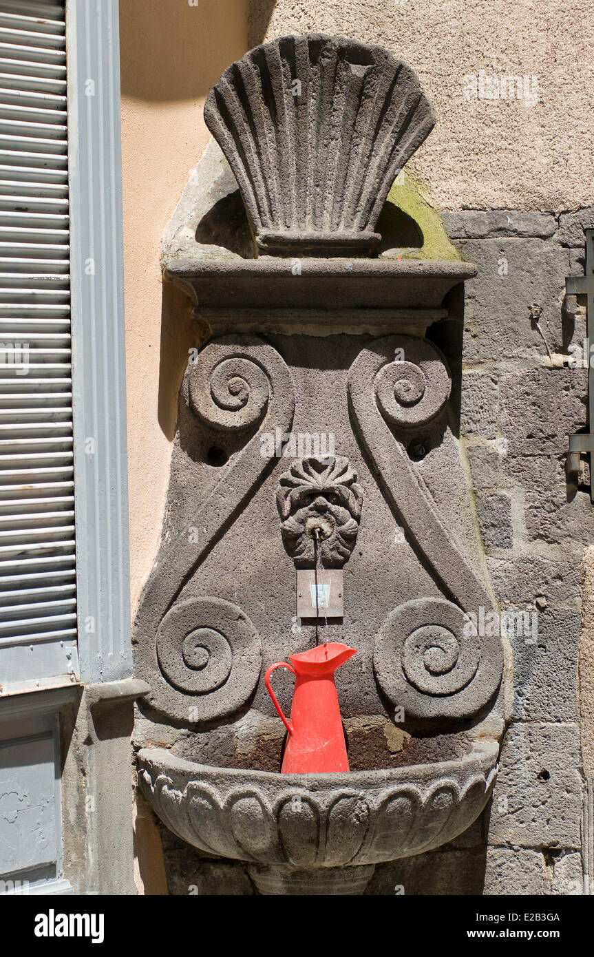 Rue du port du Banque de photographies et d'images à haute résolution -  Alamy