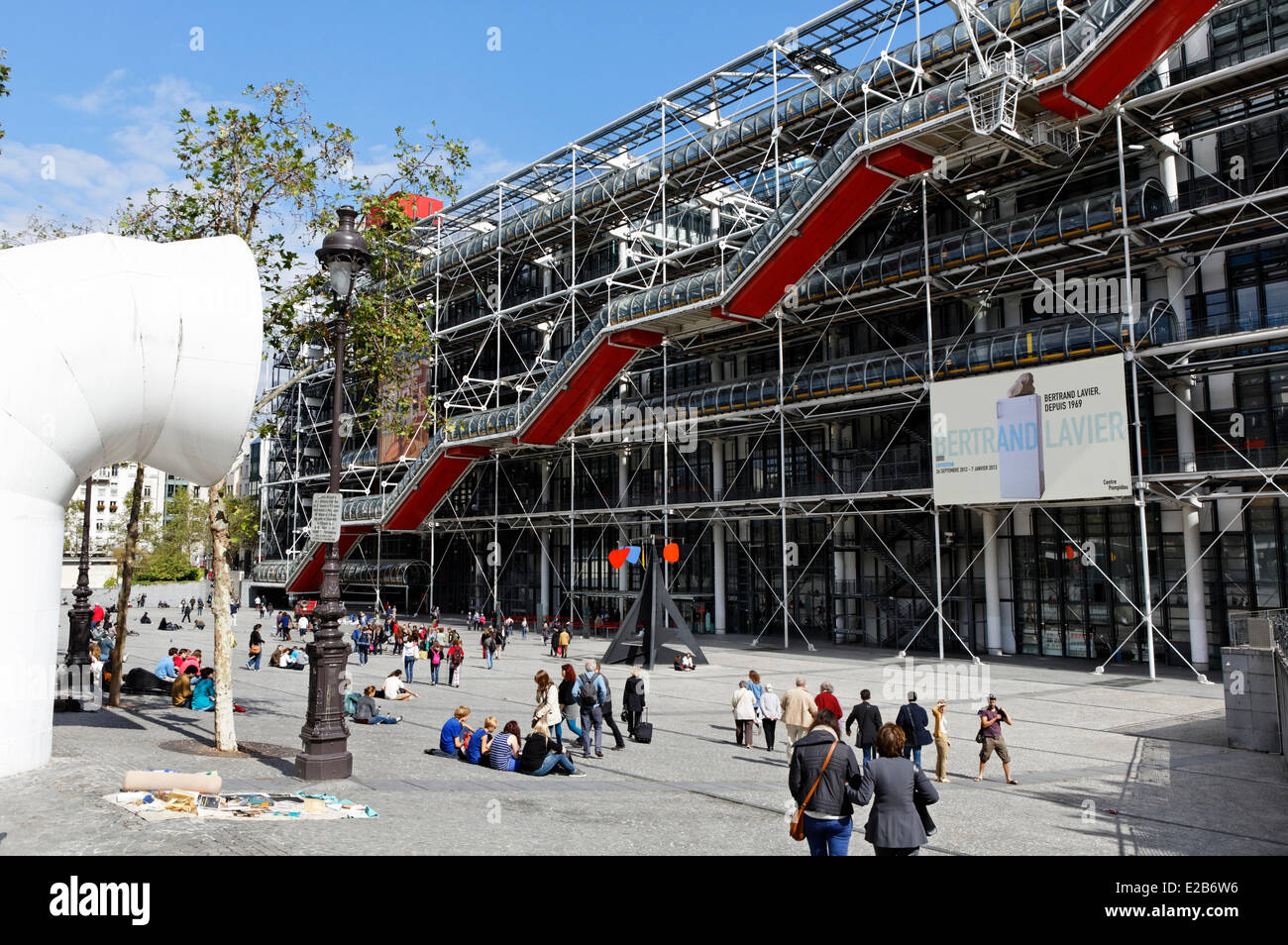 France, Paris, Centre Pompidou, par les architectes Renzo Piano, Richard Rogers et Gianfranco Franchini Banque D'Images