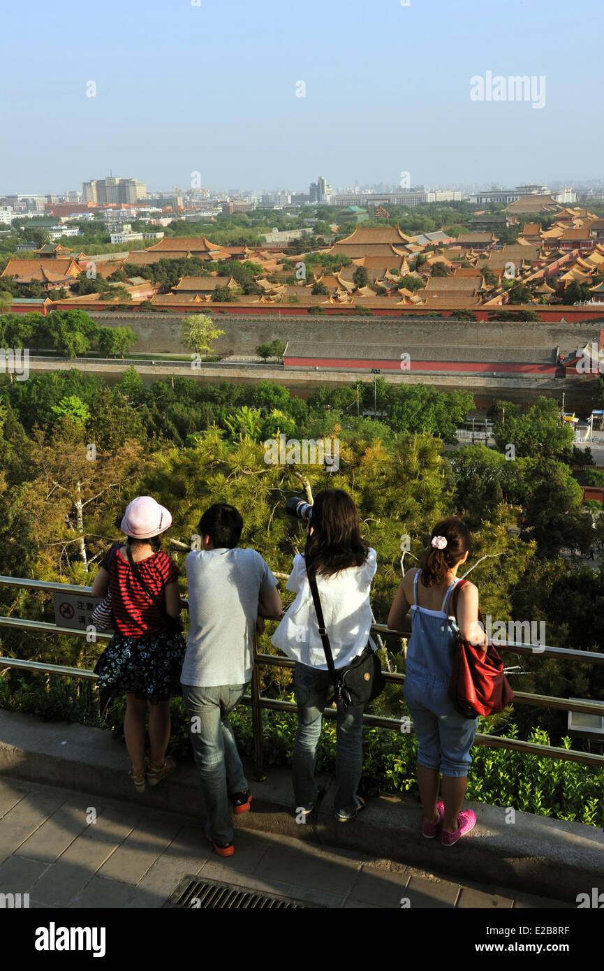 La Chine, Pékin, Cité Interdite, classée au Patrimoine Mondial de l'UNESCO, vue du parc de la Colline de Charbon (Parc Jingshan) Banque D'Images