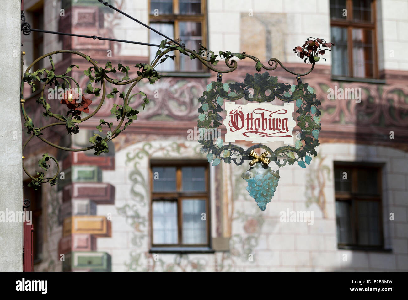 Autriche, Tyrol, Innsbruck, fer forgé connectez-vous dans le centre historique Banque D'Images