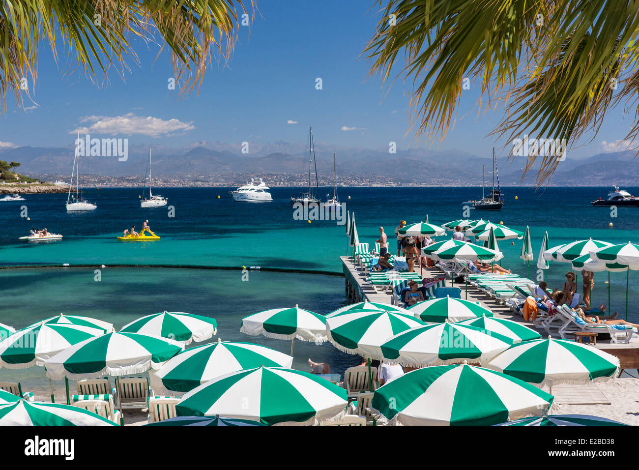 France, Alpes Maritimes, Antibes, plage de la Garoupe Banque D'Images